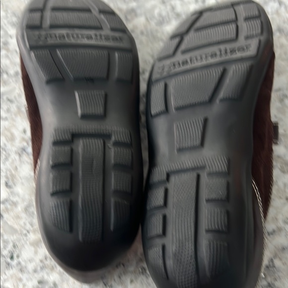 Naturalizer Brown Suede Flats with Strap—NEW!! Size 9-1/2 Medium - Picture 5 of 6